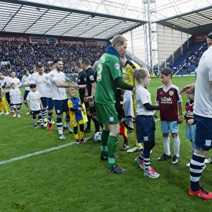 2015/16 Season Jigsaw Puzzle Collection: PNE v Burnley, Friday 22nd April 2016, SkyBet Championship