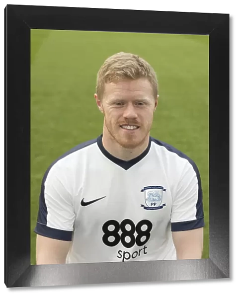 Preston North End vs Sheffield Wednesday: Clash in the SkyBet Championship (2016 / 17) - Daryl Horgan at Deepdale
