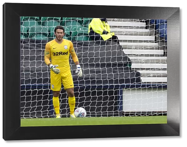 PNE vs West Ham United: Chris Maxwell in Action with Yellow Kit (2018)