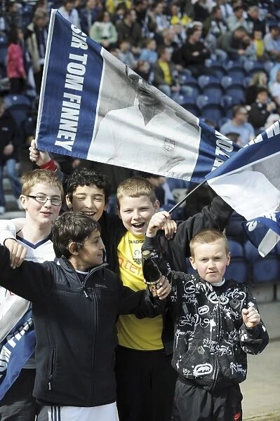 Championship Rivalry: Passionate Preston North End and Blackpool Fans at Deepdale (April 2009)