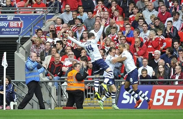Jermaine Beckford's Thrilling Goal Celebration: Preston North End Clinch Promotion in Sky Bet Football League One Play-Off Final vs Swindon Town at Wembley Stadium (24 / 5 / 15)