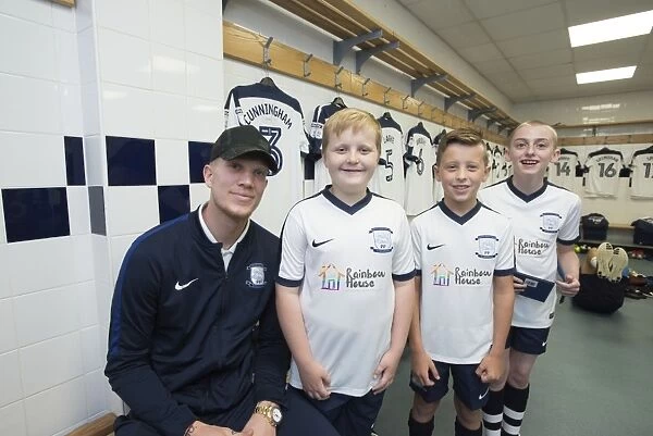 Mascot Day Out: Preston North End vs. Fulham (August 13, 2016 / 17)