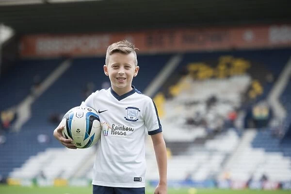 Mascots Day Out: Preston North End vs. Fulham (August 13, 2016 / 17)