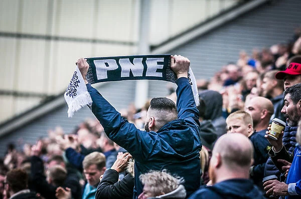 PB, PNE v Barnsley (56) - Fans, Scarf