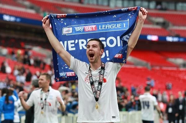 Preston North End's Promotion to Championship: Paul Huntington's Emotional Wembley Moment (Sky Bet Football League One Play-Off Final, 2015)