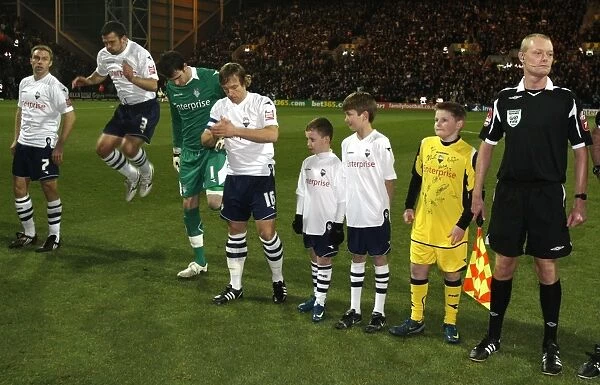 Uniting Players and Mascots: Preston North End vs Liverpool - FA Cup Third Round at Deepdale (08 / 09)