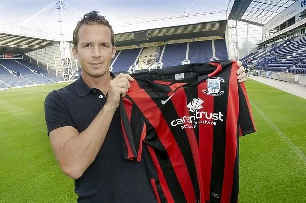 Welcome Kevin Davies: New Signing at Preston North End