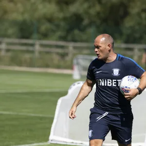 Alex Neil Reviews Training