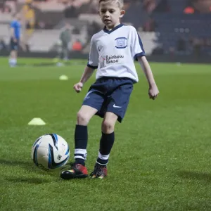 2016/17 Mascots Collection: Arsenal, Saturday 7th January 2017