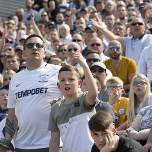 Fans Cheer For North End