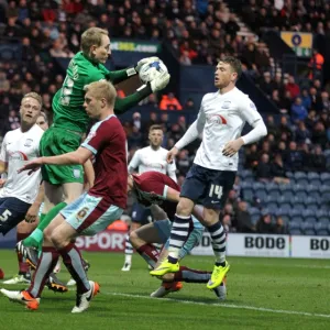 Football - The Football League Sky Bet Championship - Preston North End v Burnley