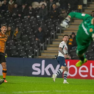 Hull v PNE Action 003 - Sean Maguire