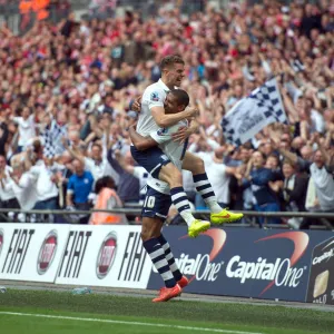 Jermaine Beckford And Calum Woods Celebrating At Wembley