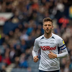 Paul Gallagher in Action: Preston North End vs. Bristol City (SkyBet Championship, Deepdale, September 28, 2019)