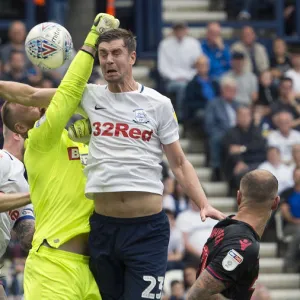 Paul Huntington Narrowly Misses Getting Caught By Keeper