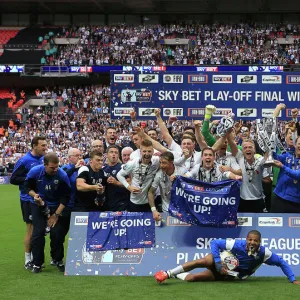 Play-Off Final v Swindon Town, Sunday 24th May 2015 Poster Print Collection: Play-Off Final Celebrations