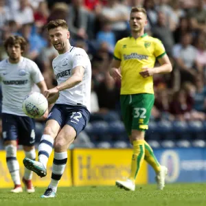 PNE v Norwich Paul Gallagher (7)