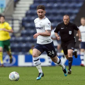 PNE v Norwich Sean Maguire (5)