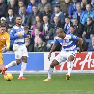 2015/16 Season Framed Print Collection: Queens Park Rangers v PNE, Saturday 7th November 2015, SkyBet Championship