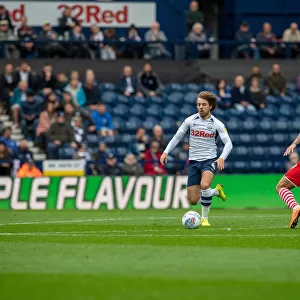 Preston North End's Ben Pearson in Action Against Barnsley, SkyBet Championship