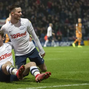 Ryan Ledson And Alan Browne Celebrate Goal