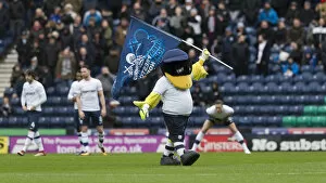 2018 Collection: Deepdale Duck Takes To The Pitch