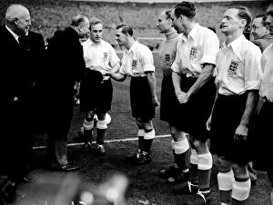 Sir Tom Finney Collection: Soccer - Home International Championship - England v Scotland